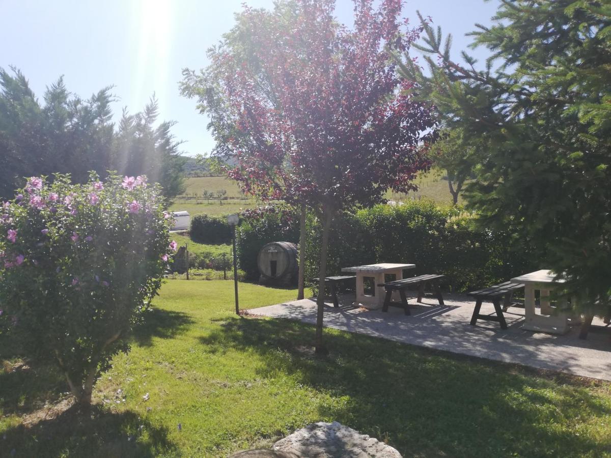 Valle Del Poggio Ночера-Умбра Екстер'єр фото