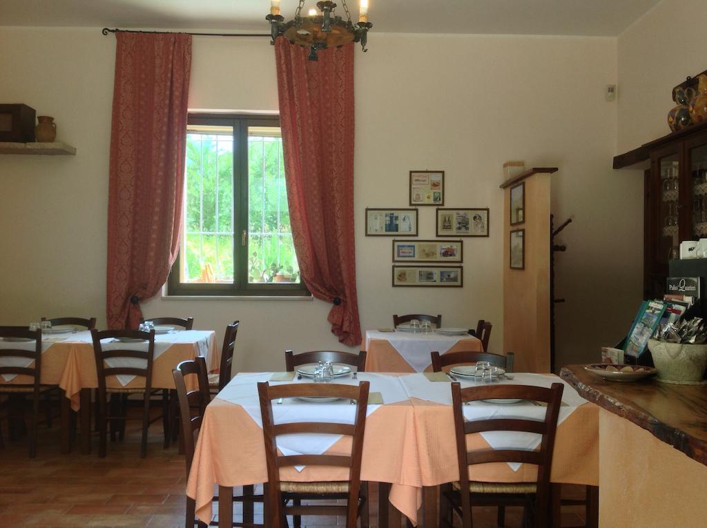 Valle Del Poggio Ночера-Умбра Номер фото